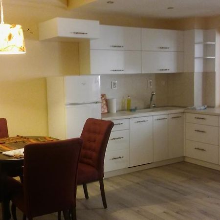 Yambol Apartment Izabel المظهر الخارجي الصورة