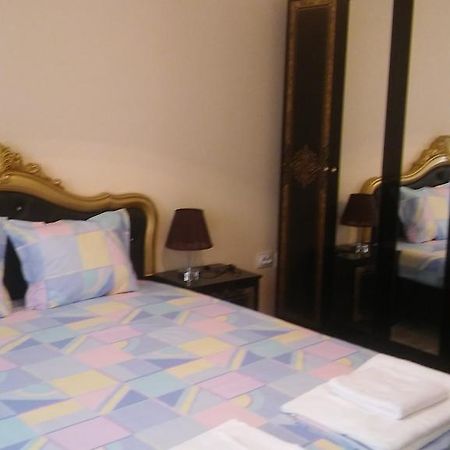 Yambol Apartment Izabel المظهر الخارجي الصورة