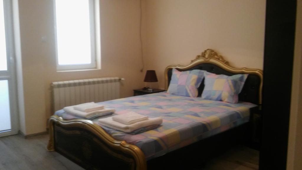 Yambol Apartment Izabel المظهر الخارجي الصورة